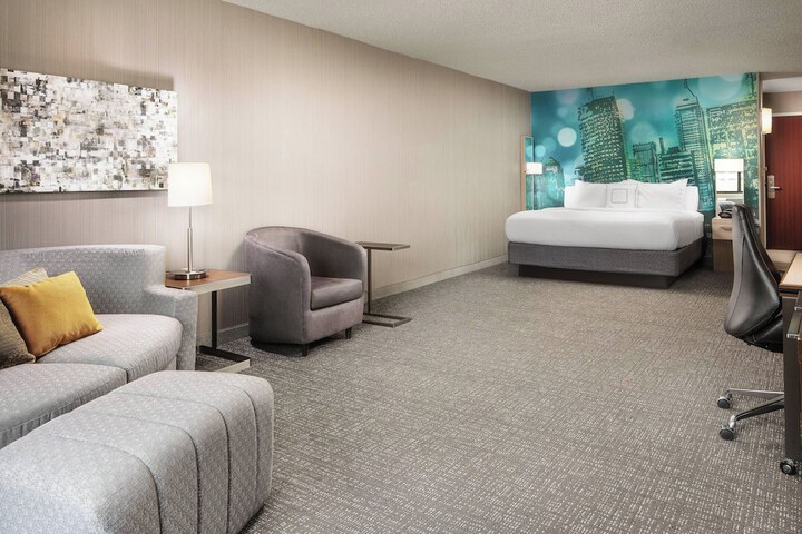 Room 15 of 24