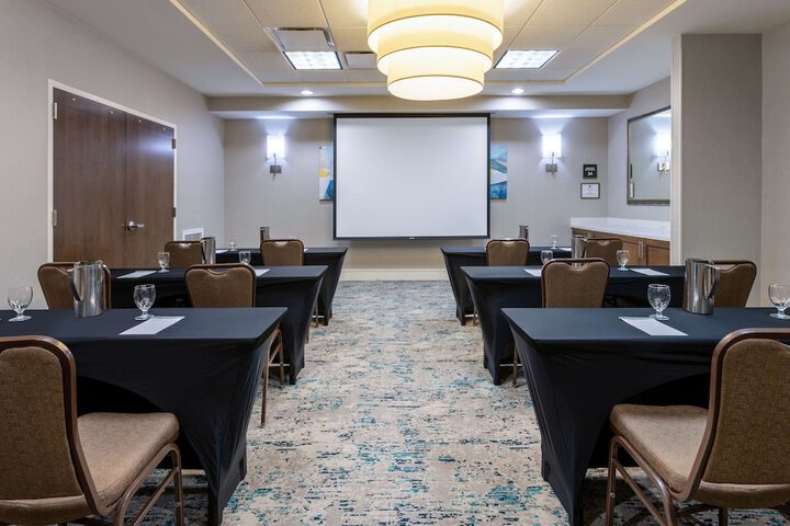 Hilton Garden Inn Roanoke