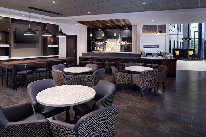 Hyatt Place Poughkeepsie / Hudson Valley