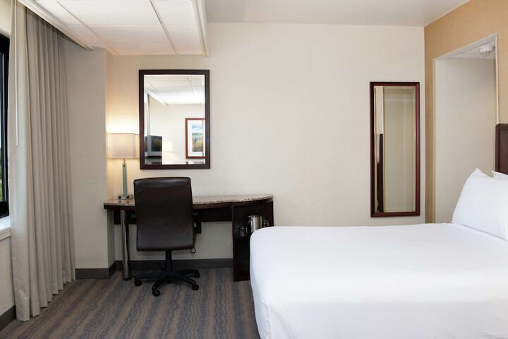 Room 36 of 116