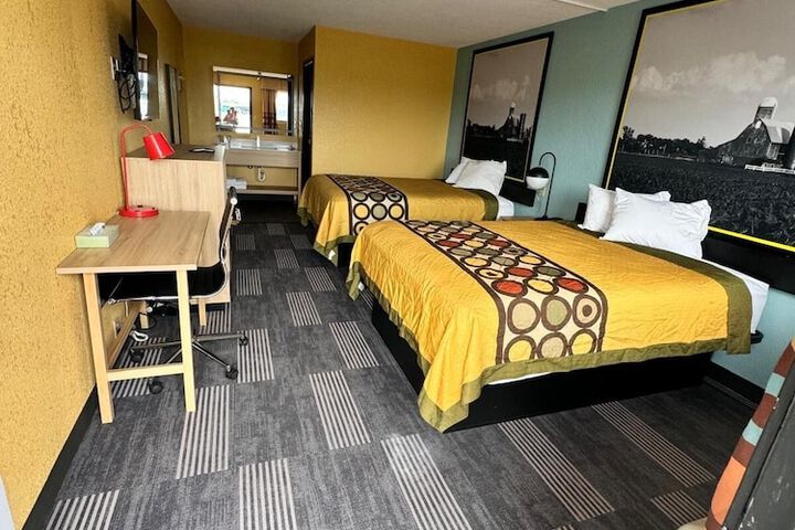 Room 17 of 20