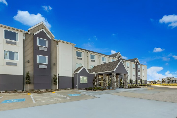 Red Roof Inn Sulphur