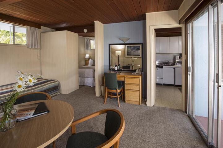 BLUE SKY LODGE