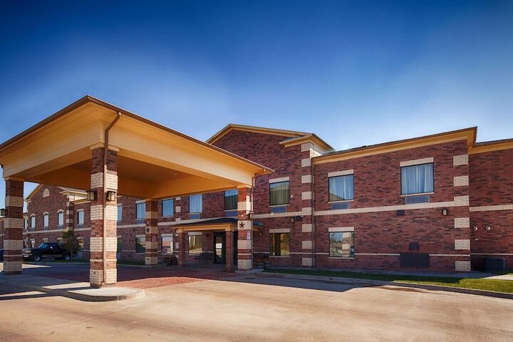 Hotel 5 of 35