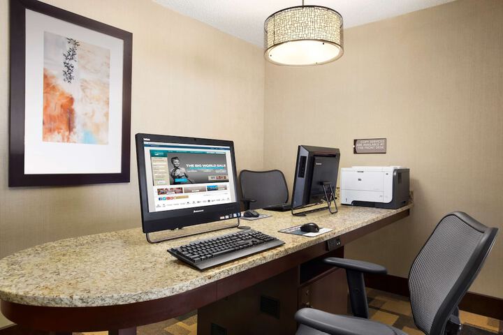 Business Center 27 of 27