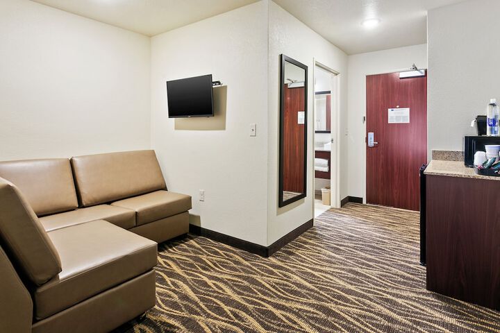 Room 36 of 99
