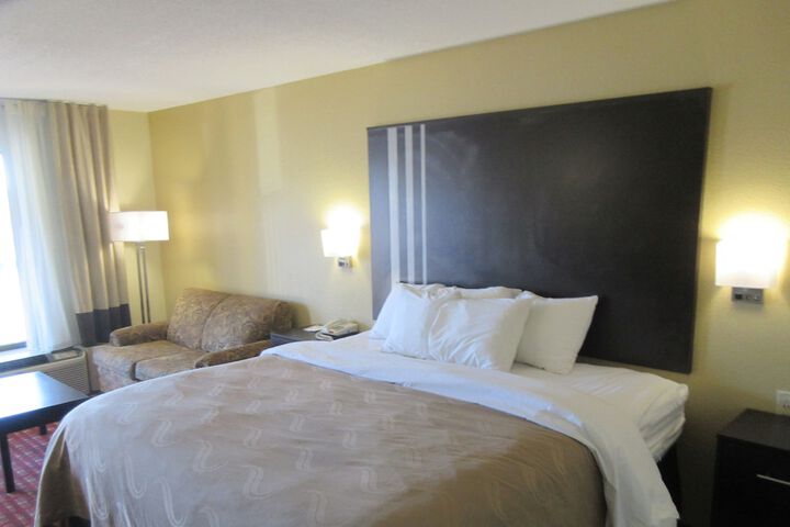Room 20 of 39