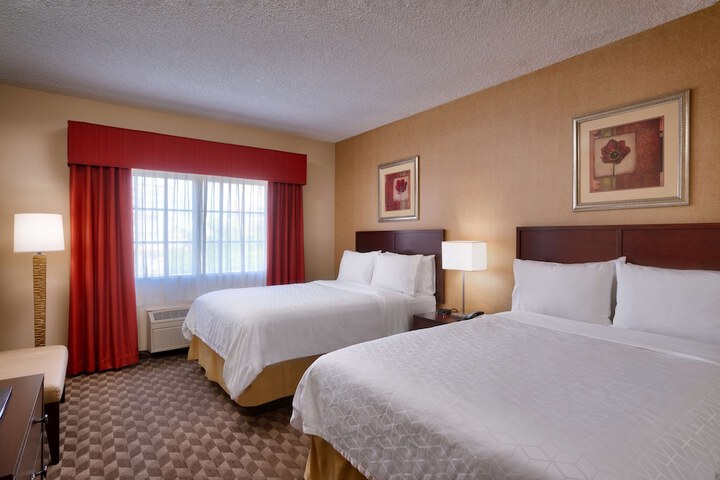 Room 21 of 37
