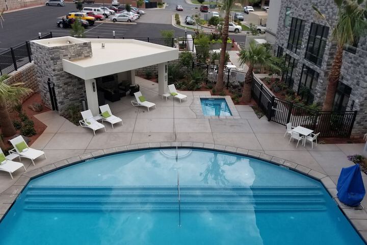 Pool 2 of 28