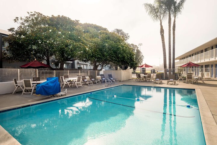 Pool 3 of 23