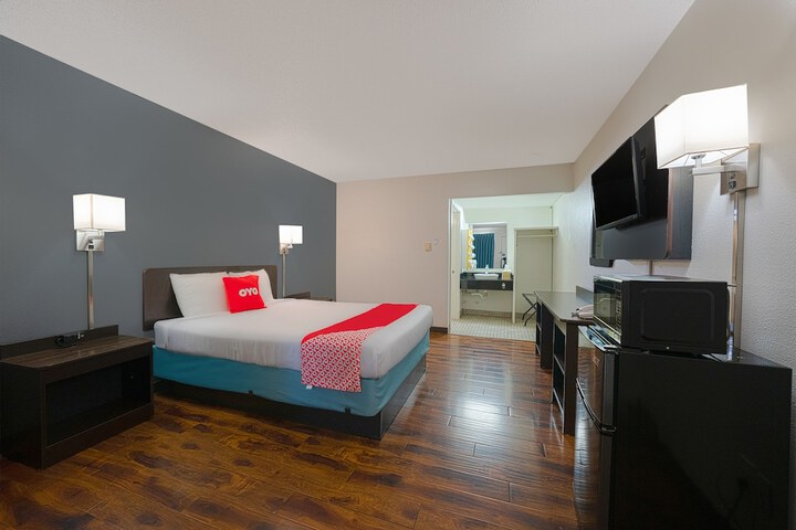 Room 42 of 103