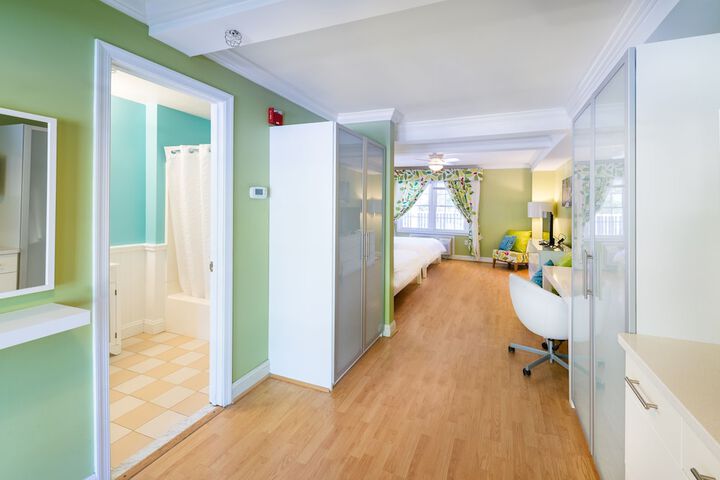 Room 101 of 186