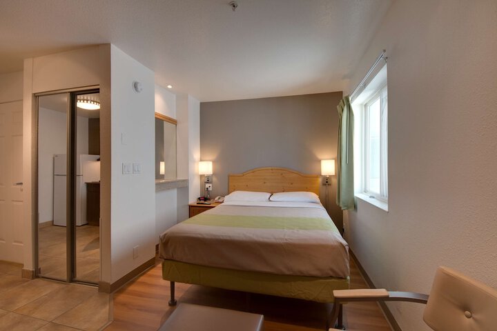Room 15 of 39