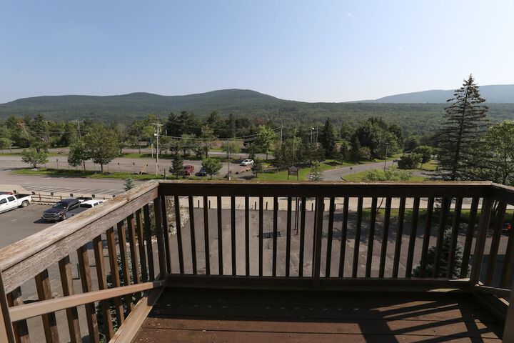 Terrace/Patio 122 of 132