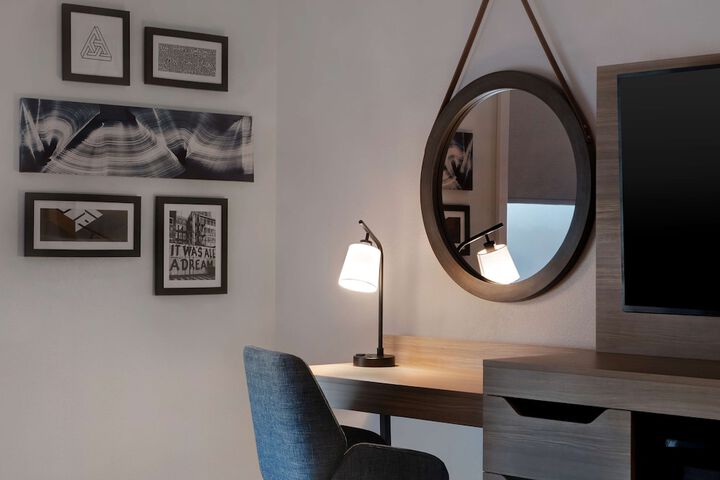 Room 5 of 51