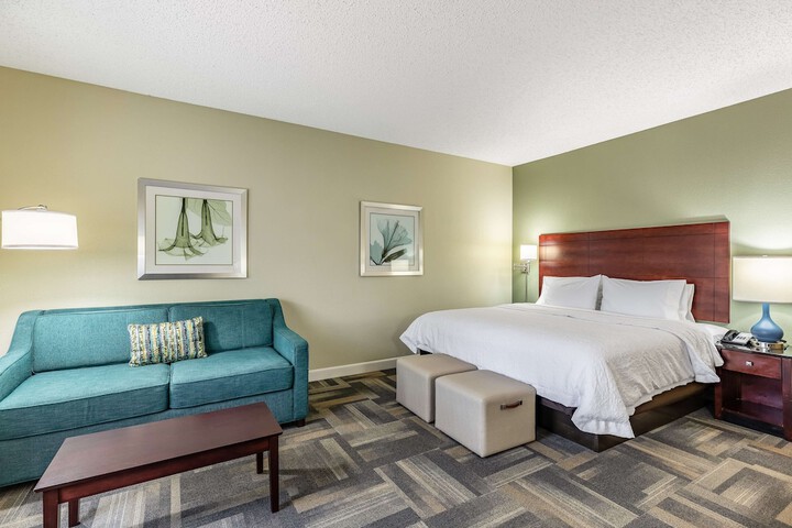 Room 16 of 48