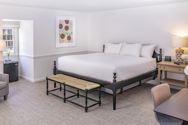 Room 14 of 16