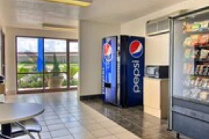 Motel 6 Kingsville TX