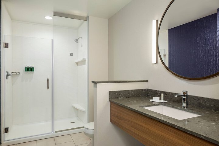 Room 11 of 22