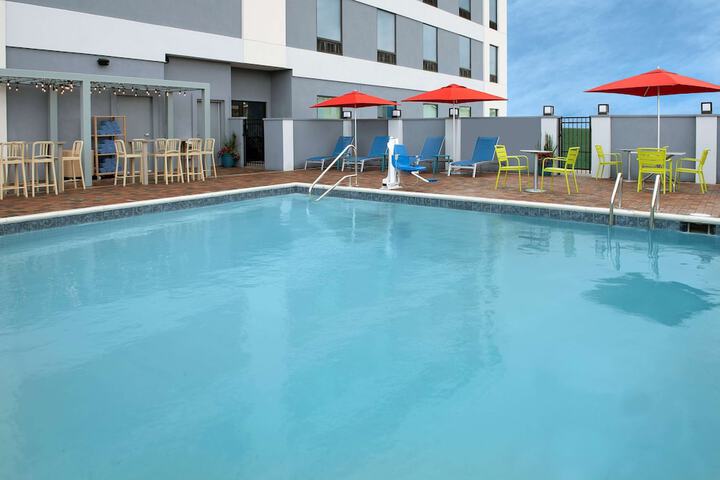 Pool 5 of 35
