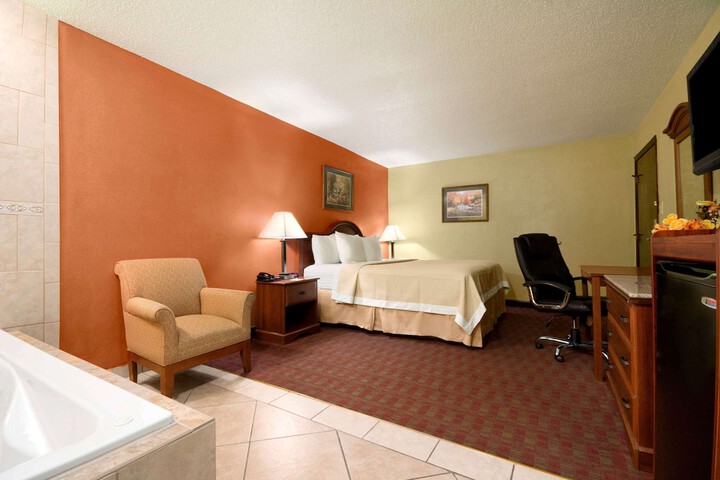 Room 21 of 53