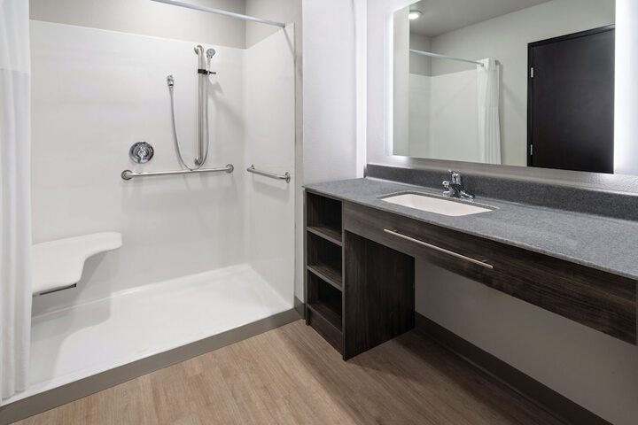 Room 20 of 42