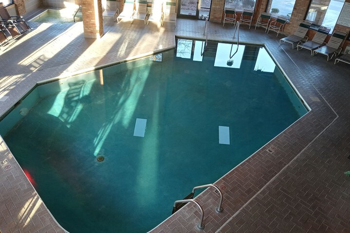 Pool 8 of 30