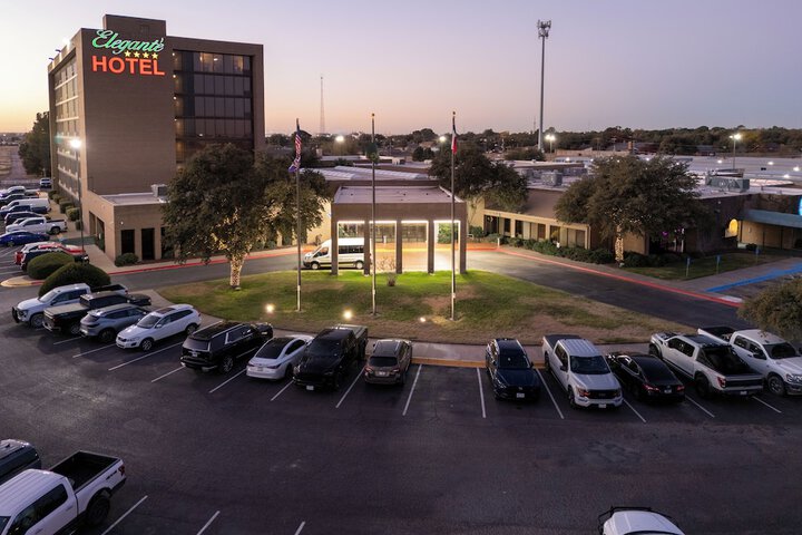 MCM Elegante Hotel and Conference Center Odessa
