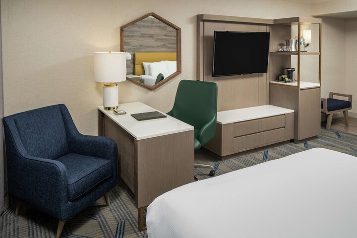 Room 20 of 49
