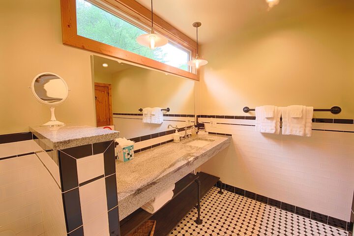 Historic Tapoco Lodge Resort