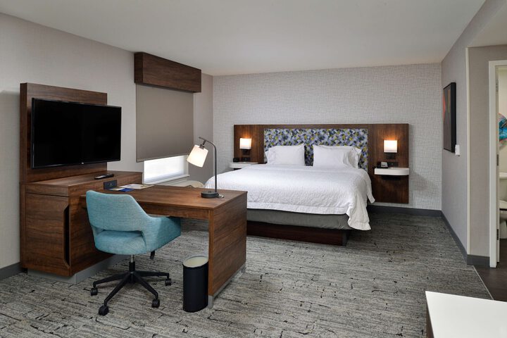 Room 16 of 41