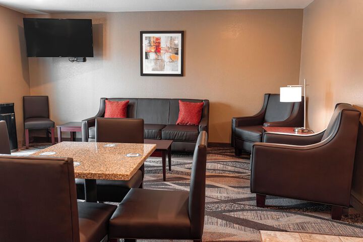 Cobblestone Inn & Suites – Big Lake