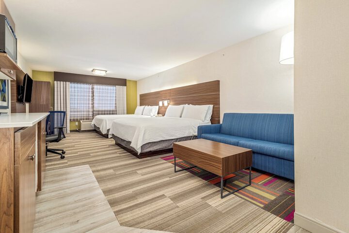 Room 301 of 348