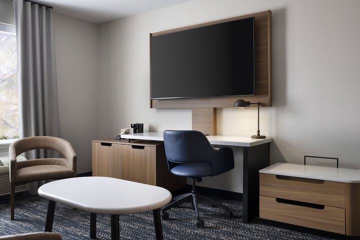 Fairfield by Marriott Inn & Suites Fresno River Park