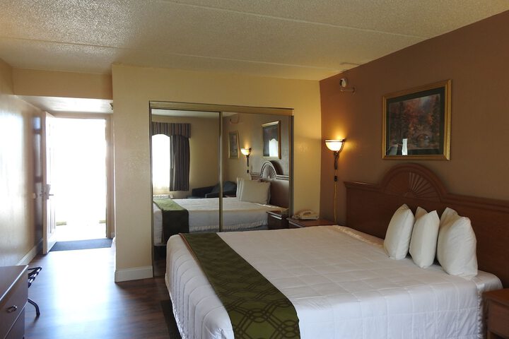 Relax Inn