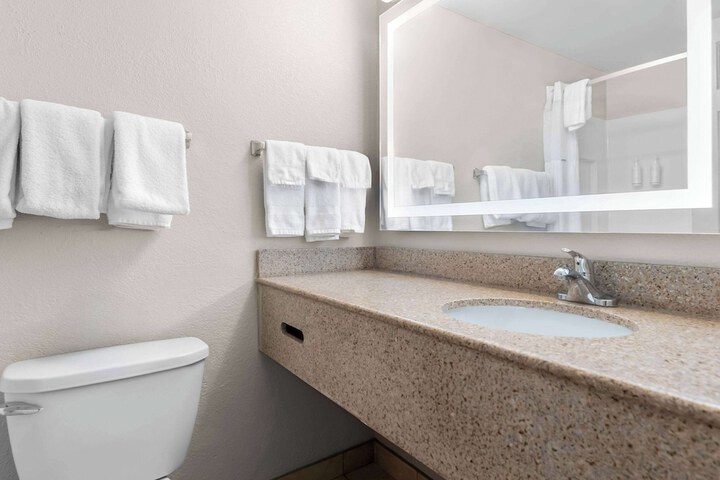 Days Inn by Wyndham Albany SUNY