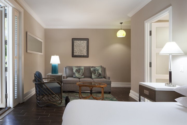 Pier House Resort & Spa