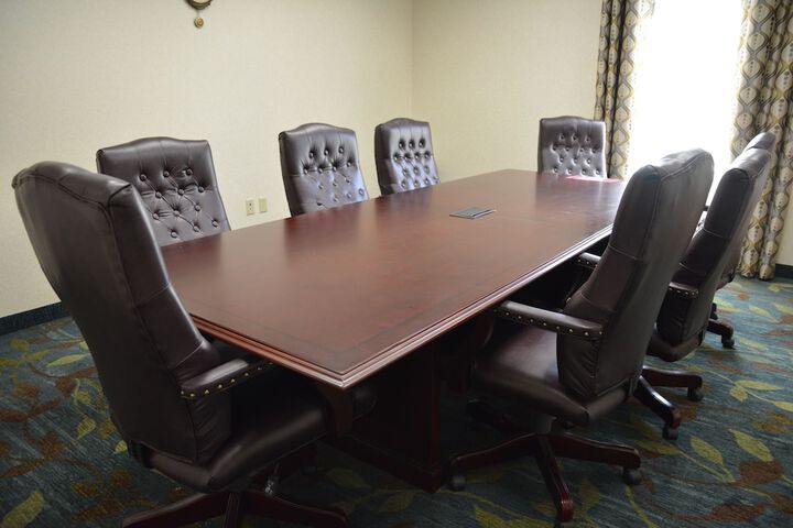 Business Center 43 of 43