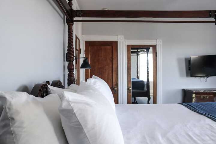 Emerson Inn