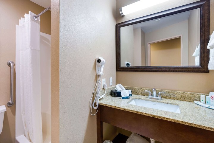 Room 11 of 44