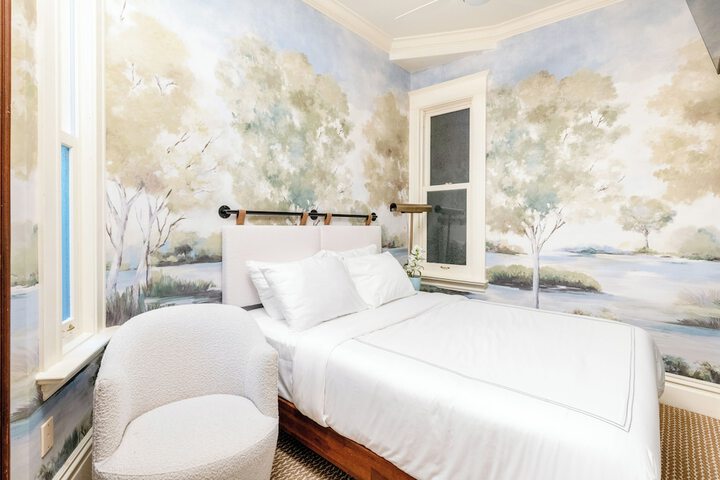 Nob Hill Inn