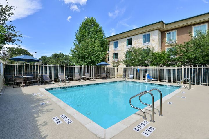 Pool 7 of 56
