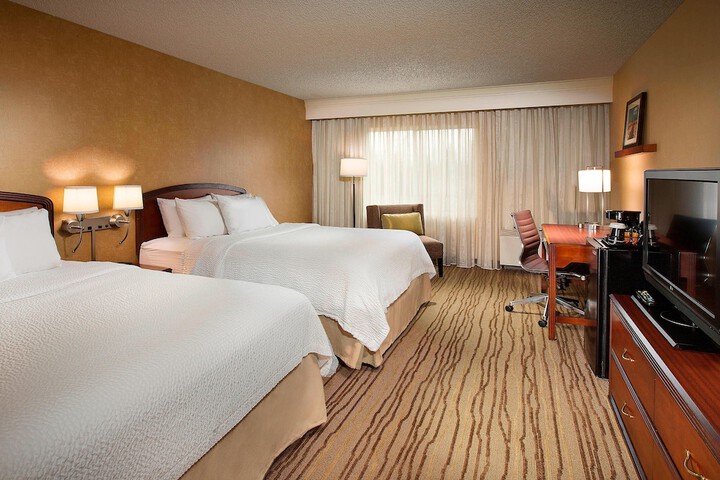 Room 21 of 36