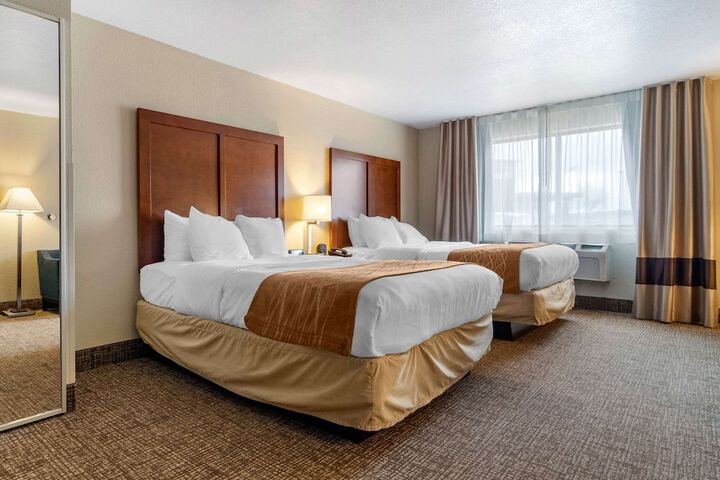 Comfort Inn & Suites South Hill I-85