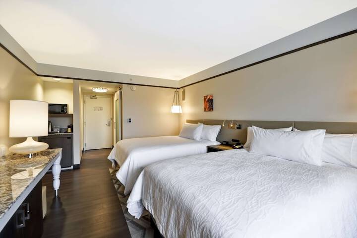 Room 21 of 37