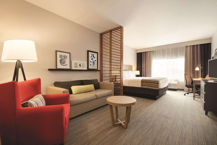 Room 14 of 26
