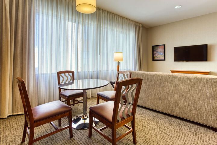 Room 90 of 168