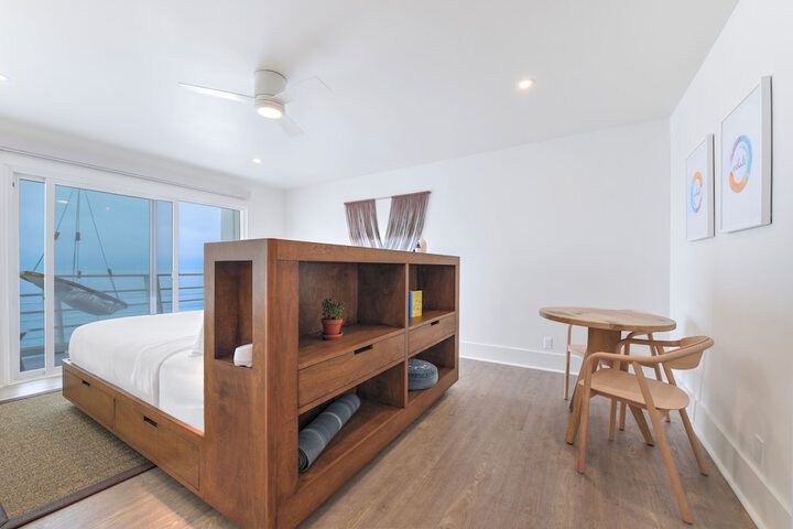 Laguna Surf Lodge by SCP Hotels