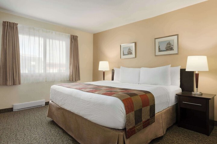 Room 20 of 26