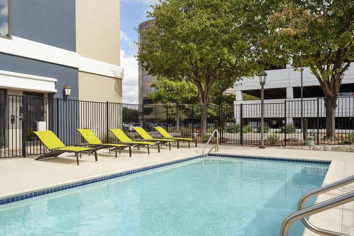 Pool 3 of 39